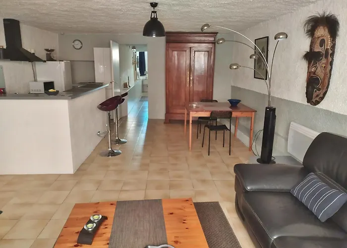 Appartement 55 M2 Proche Commerces Et Parking