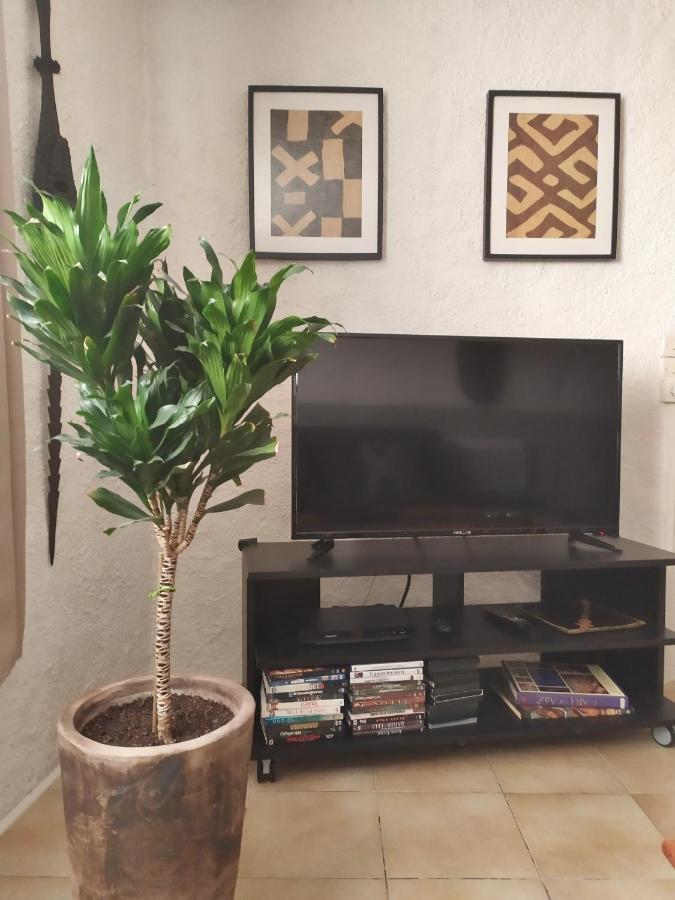 Apartment 55 M2 Proche Commerces Et Parking